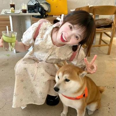 「再见」中的女人